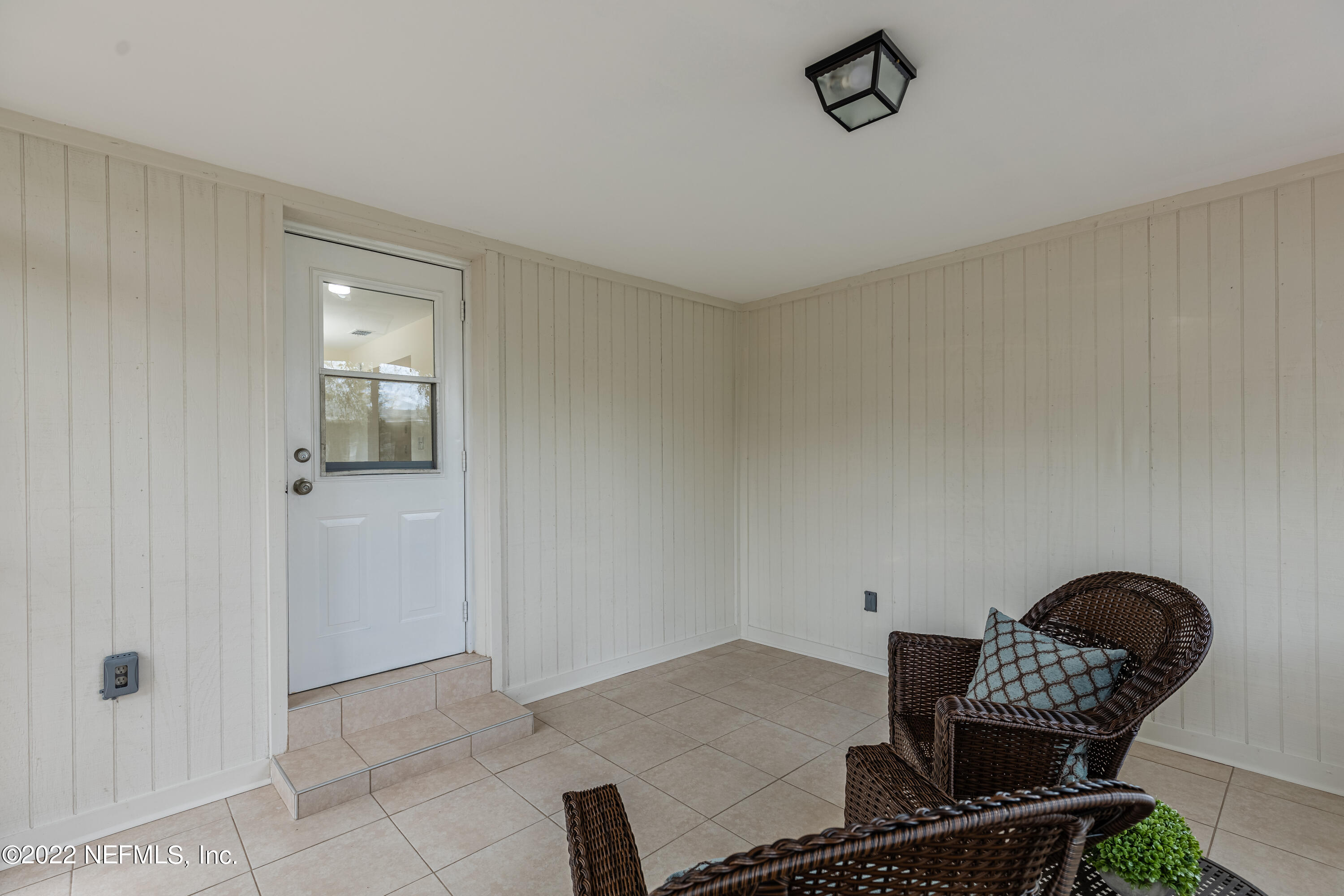 2913 Mansion Road Jacksonville, FL 32277 - Photo 26 of 30 a living room with furniture