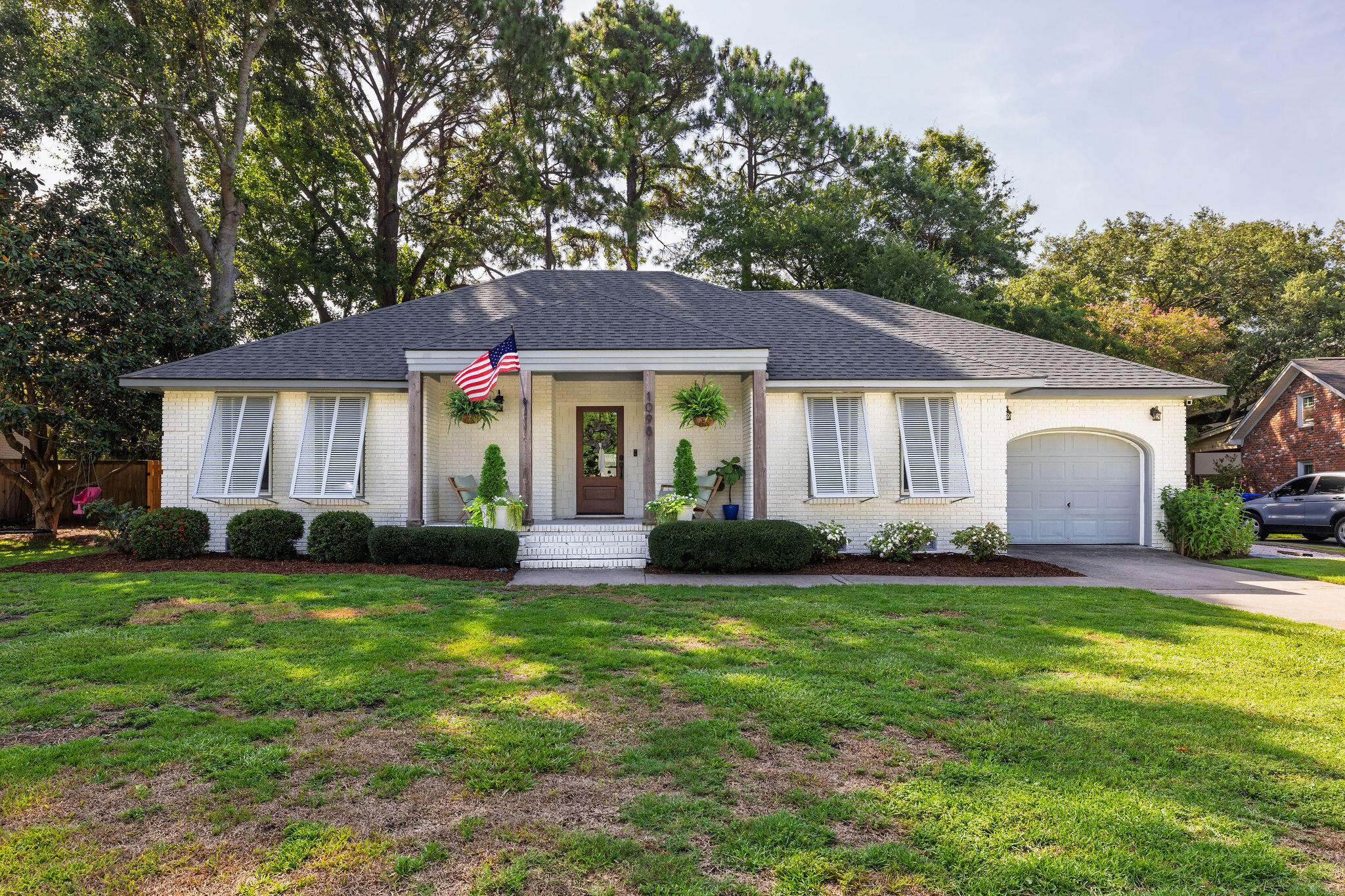 1098 Talisman Road Mount Pleasant, SC 29464 - Photo 1 of 41 413A6038