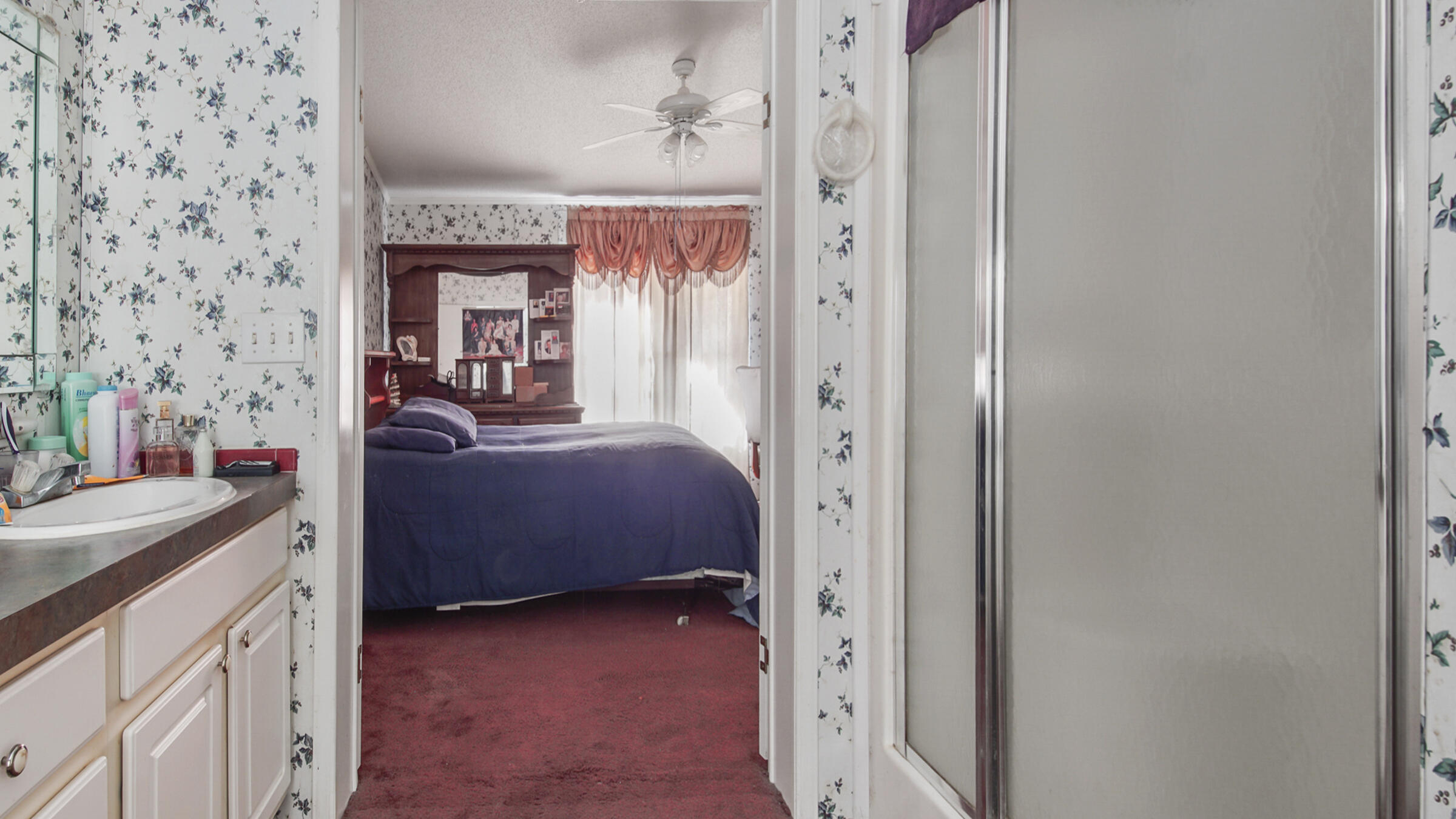 452 Wee Acres Road DeFuniak Springs, FL 32433 - Photo 10 of 23 a view of a bedroom from a bathroom