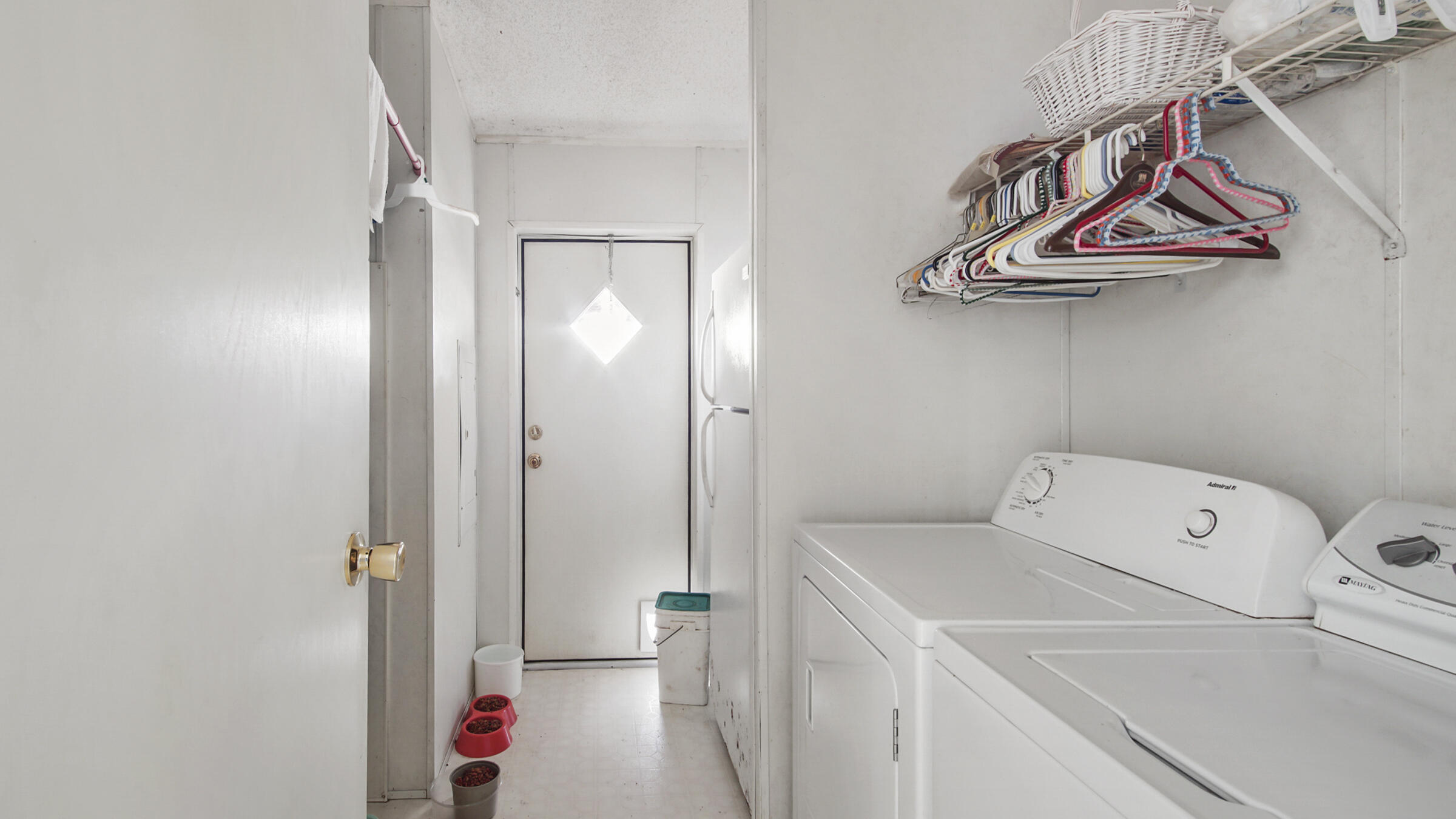 452 Wee Acres Road DeFuniak Springs, FL 32433 - Photo 15 of 23 a utility room with dryer and washer