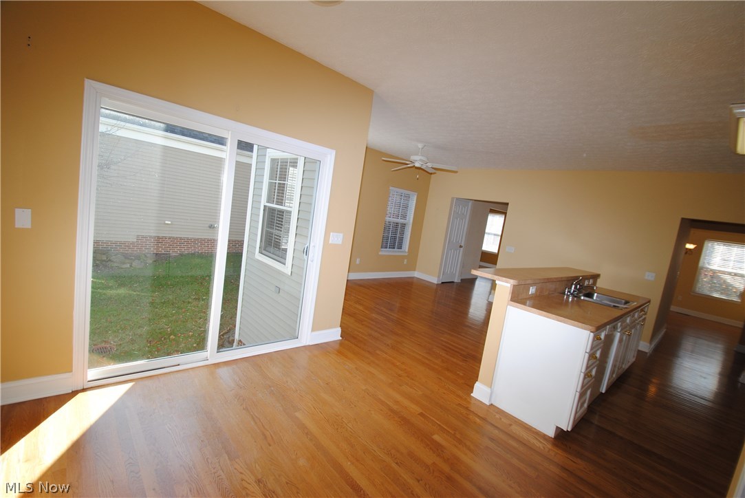 4431 Sexton Road Cleveland, OH 44105 - Photo 9 of 18