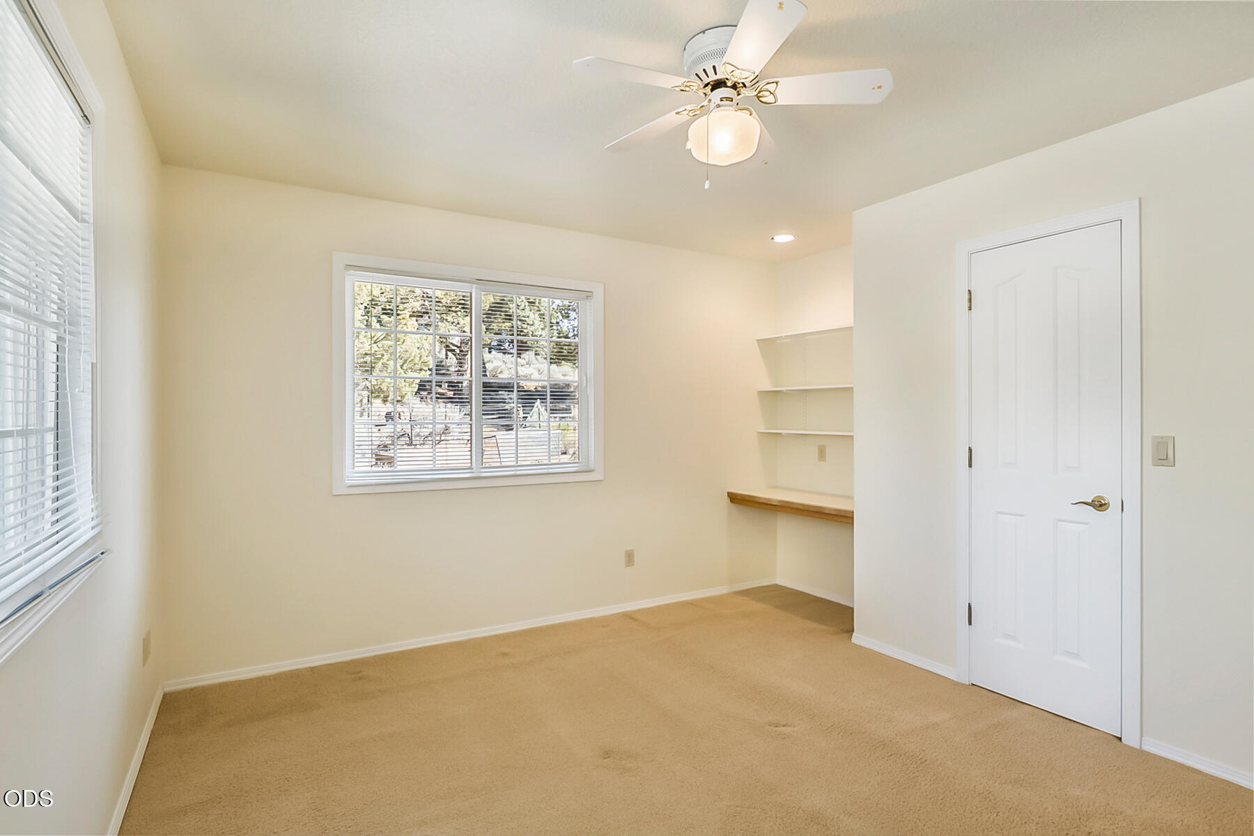 64507 McGrath Road Bend, OR 97701 - Photo 25 of 56