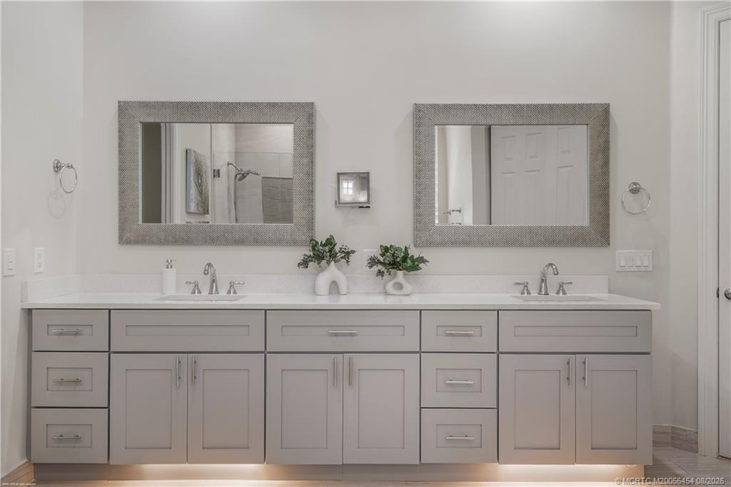 1421 Windley Key Way Jupiter, FL 33458 - Photo 29 of 82 Double Vanities