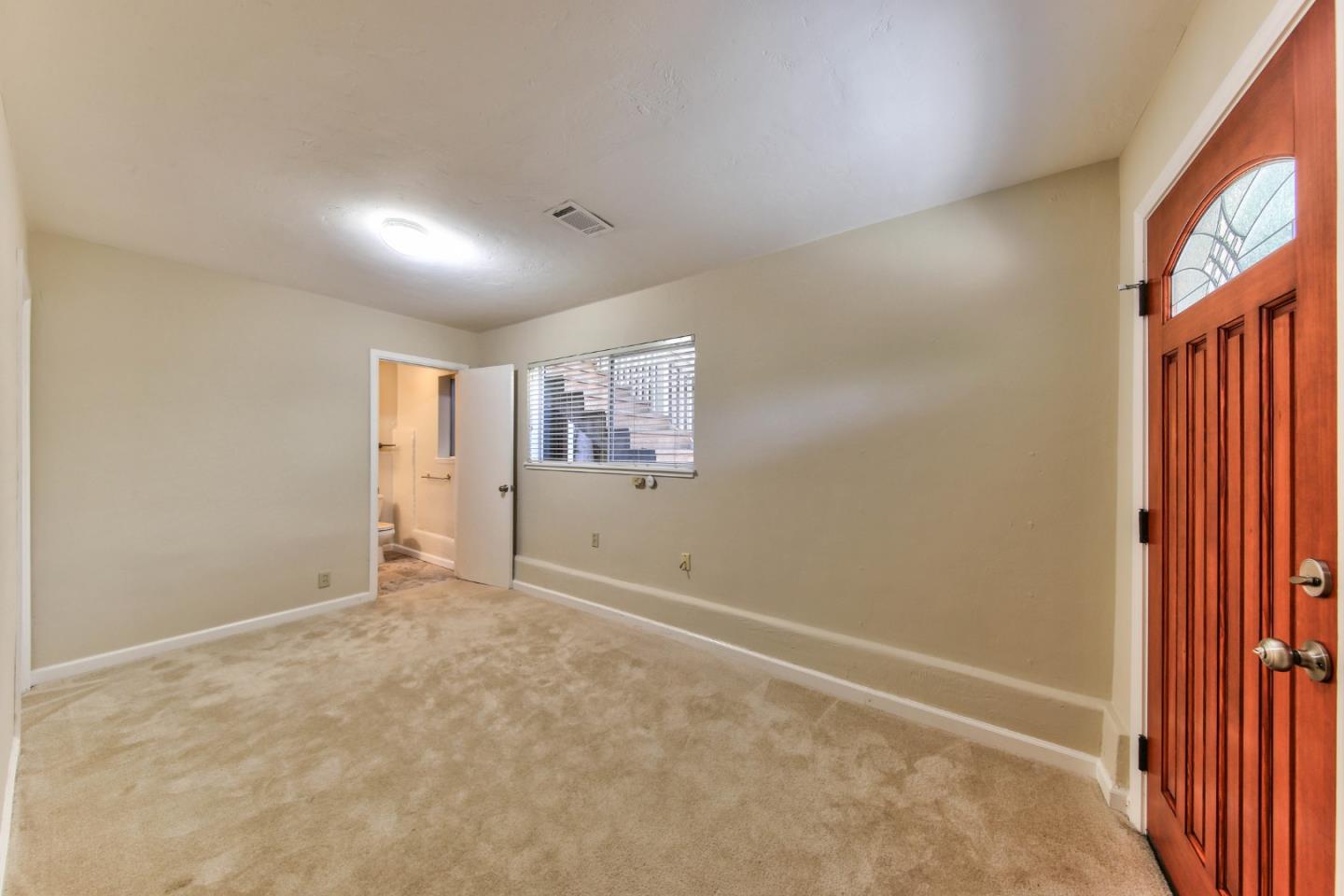 0 Junipero 4 Nw 10th Avenue Carmel, CA 93921 - Photo 19 of 22 an empty room with windows