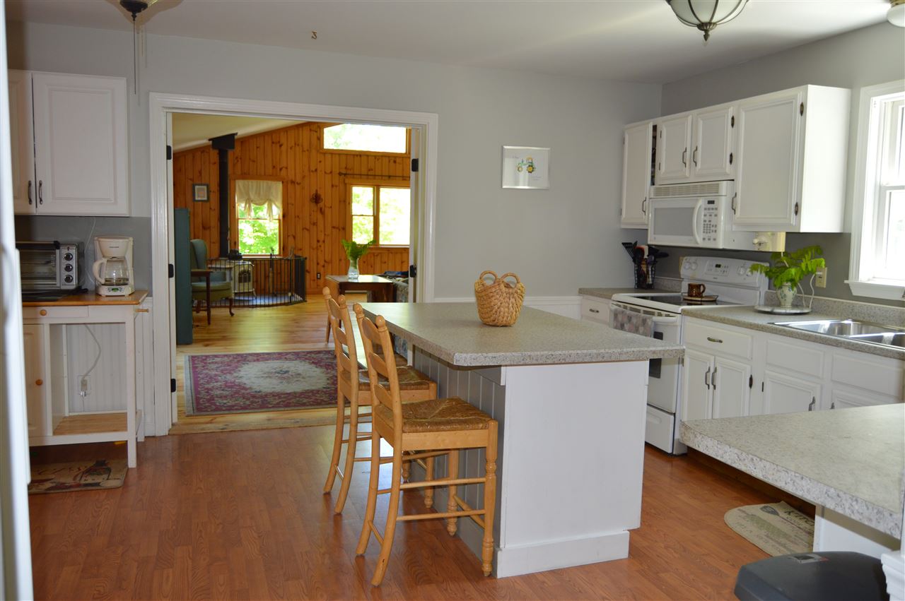 224 York Hill Road Lincoln, VT 05443 - Photo 3 of 28