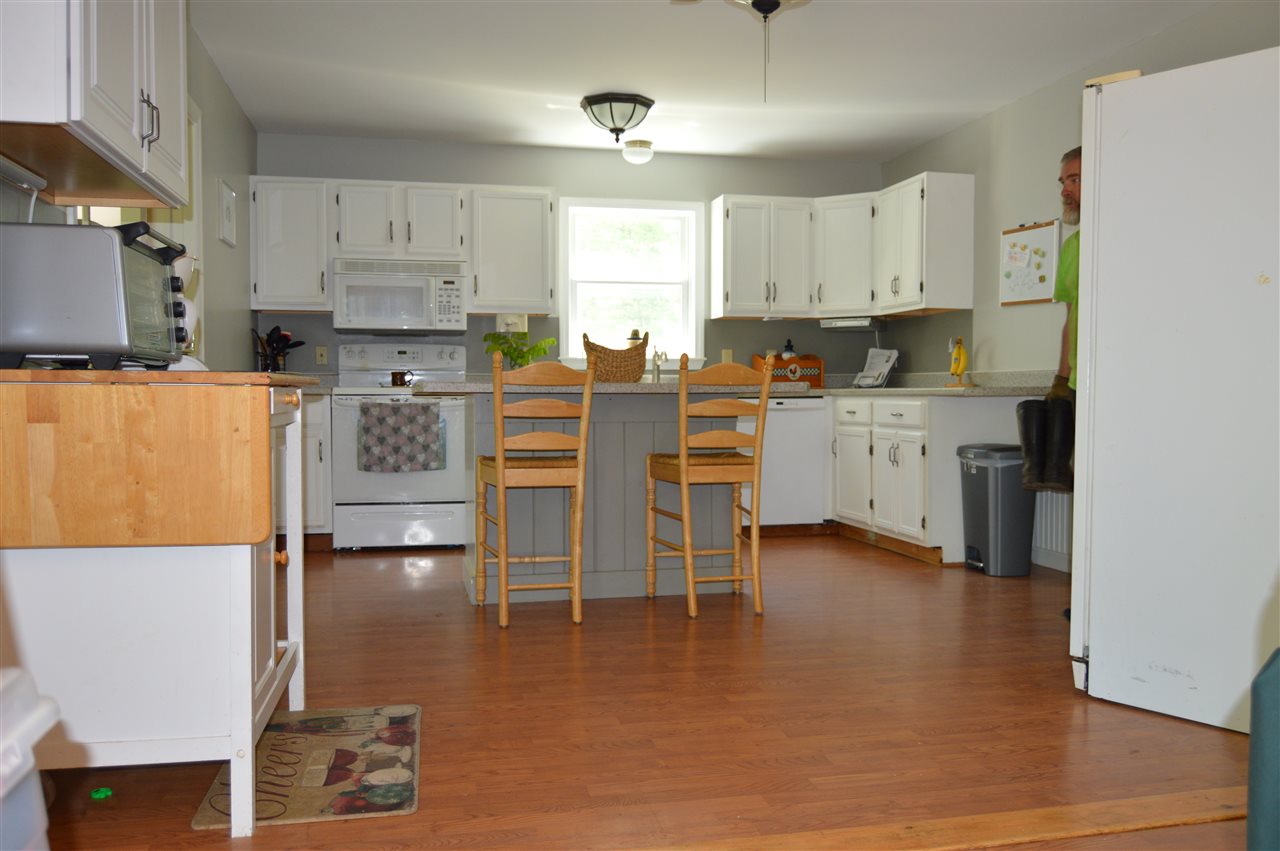 224 York Hill Road Lincoln, VT 05443 - Photo 7 of 28