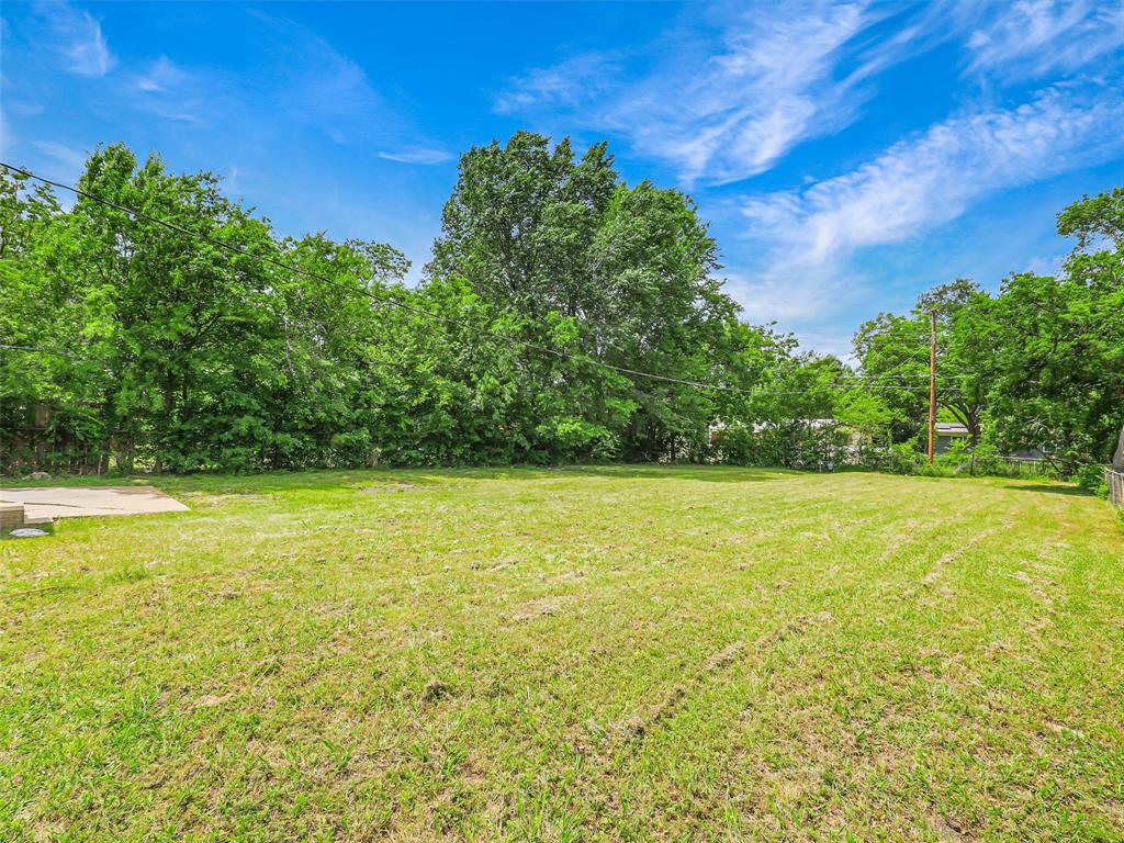 3211 Gus Thomasson Road Dallas, TX 75228 - Photo 20 of 23