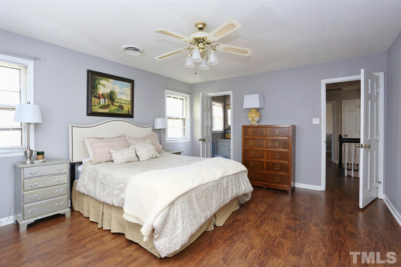 5520 Mapleridge Road Raleigh, NC 27609 - Photo 16 of 25