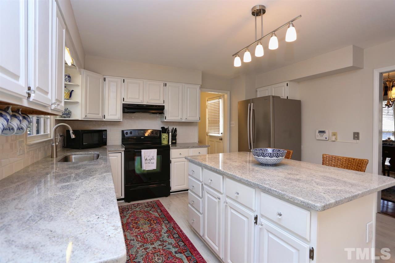 5520 Mapleridge Road Raleigh, NC 27609 - Photo 10 of 25