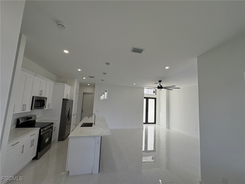 2928 20th Street Southwest Lehigh Acres, FL 33976 - Photo 19 of 42