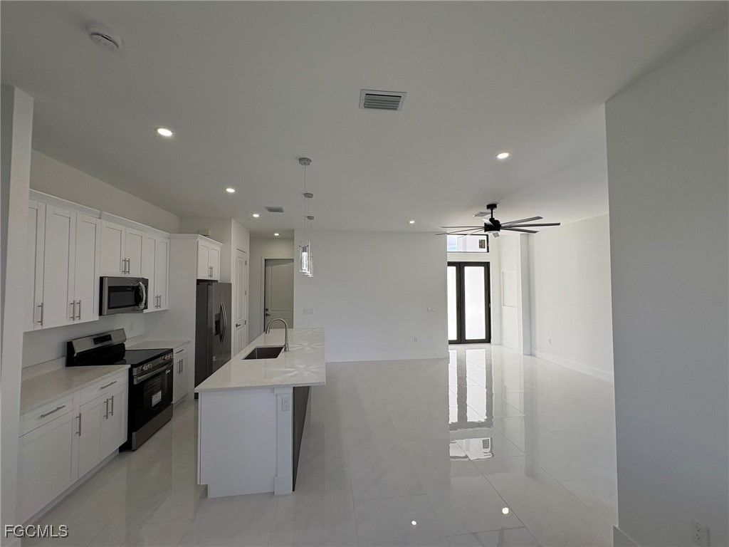 2928 20th Street Southwest Lehigh Acres, FL 33976 - Photo 21 of 42