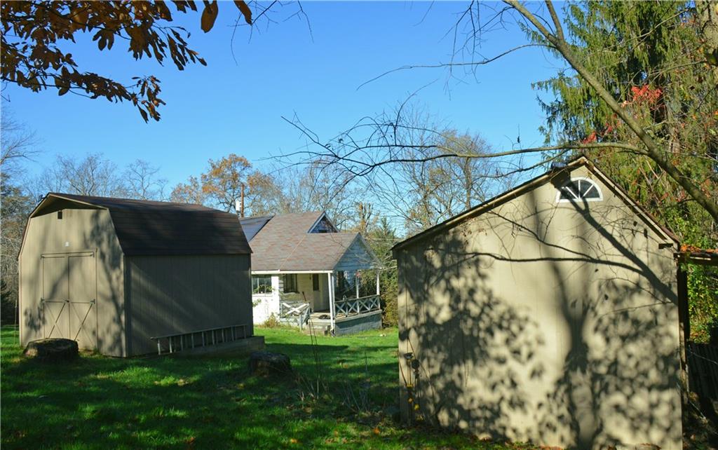 142 Ctr Lp Road Jefferson, PA 15344 - Photo 1 of 18