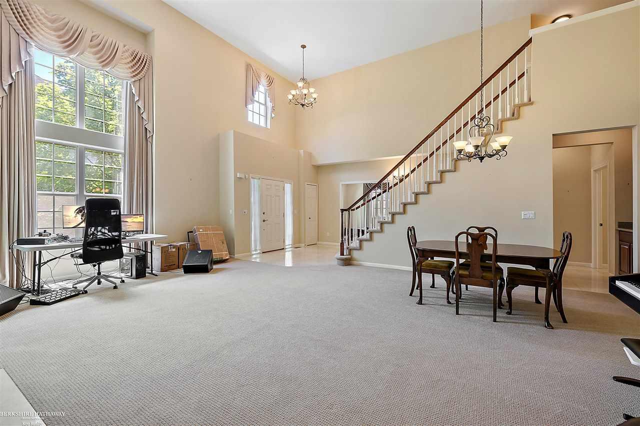 3689 Winding Brk Circle Rochester, MI 48309 - Photo 14 of 51 50079954-13.JPG