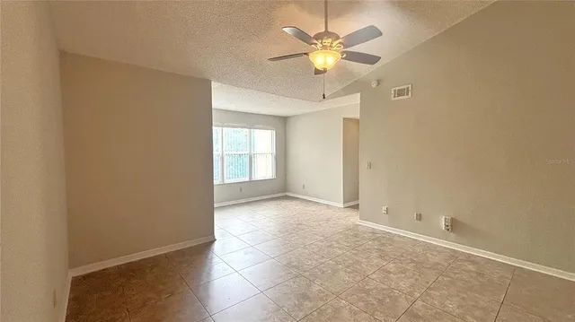 $1,695 | 4528 Commander Drive, Unit 2031, Orlando, FL 32822