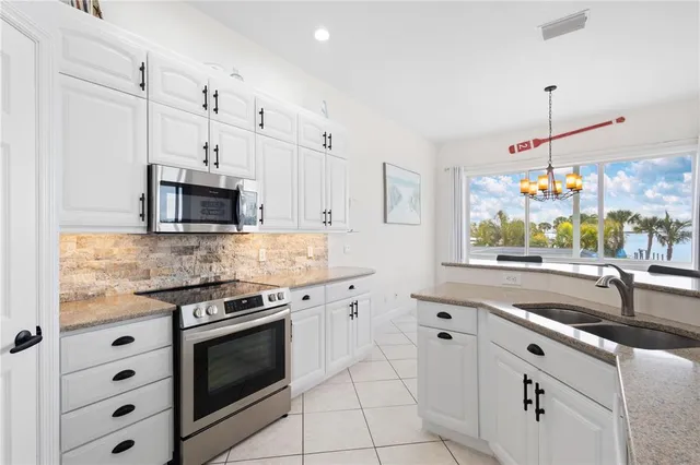 $1,390,000 | 1380 Aqua View Lane, Englewood, FL 34223