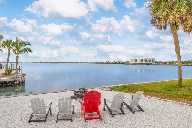 $1,390,000 | 1380 Aqua View Lane, Englewood, FL 34223