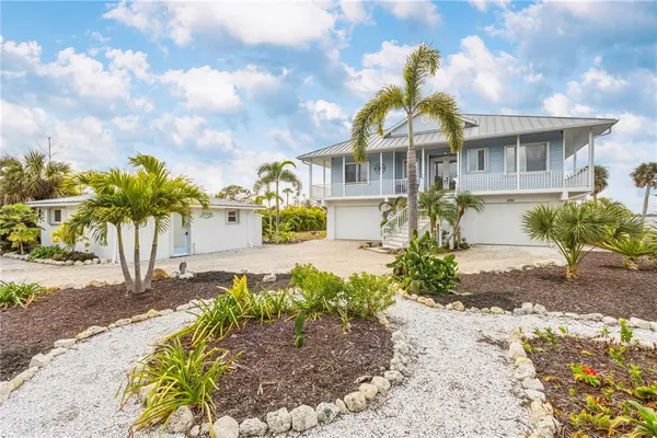 $1,390,000 | 1380 Aqua View Lane, Englewood, FL 34223