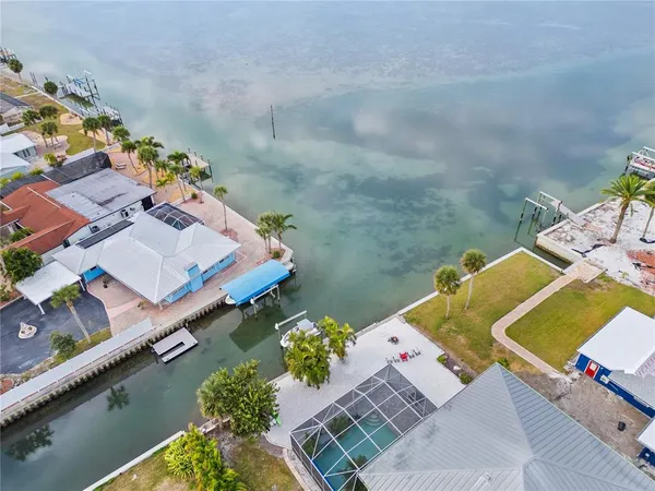 $1,390,000 | 1380 Aqua View Lane, Englewood, FL 34223