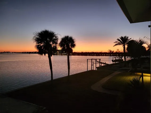 $1,390,000 | 1380 Aqua View Lane, Englewood, FL 34223