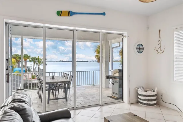 $1,390,000 | 1380 Aqua View Lane, Englewood, FL 34223