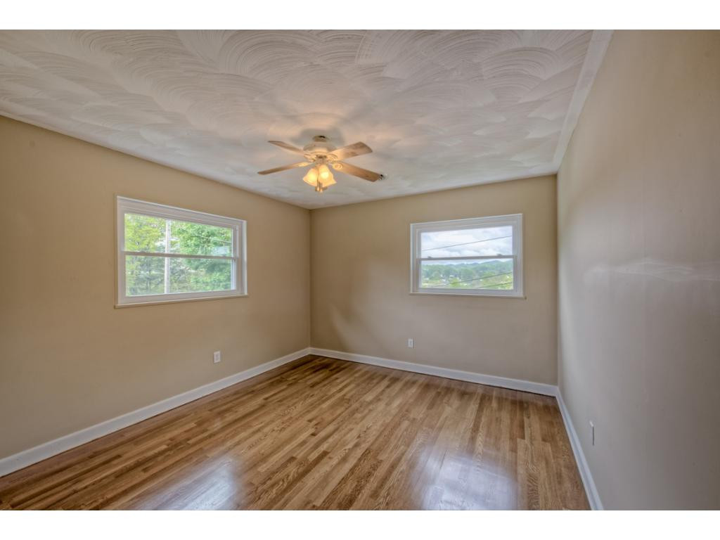 519 Cheyenne Road Bristol, VA 24201 - Photo 17 of 32 Photo 17