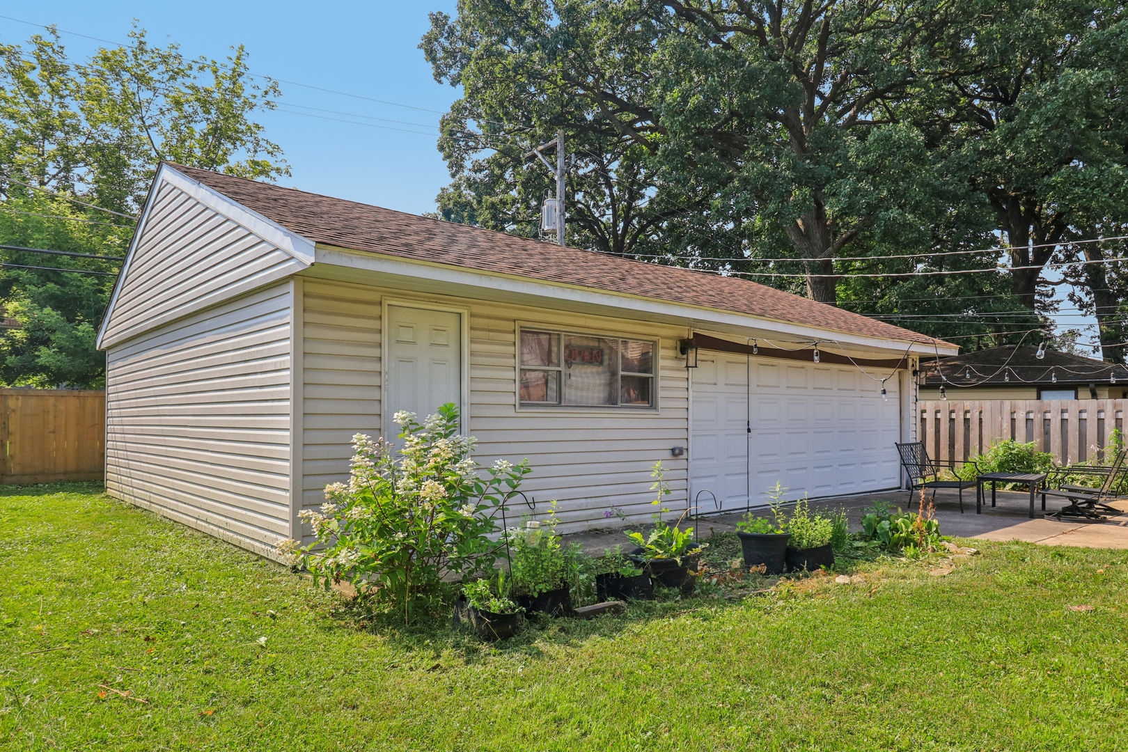 823 Rowe Avenue Park Ridge, IL 60068 - Photo 30 of 37 Gallery Image 30