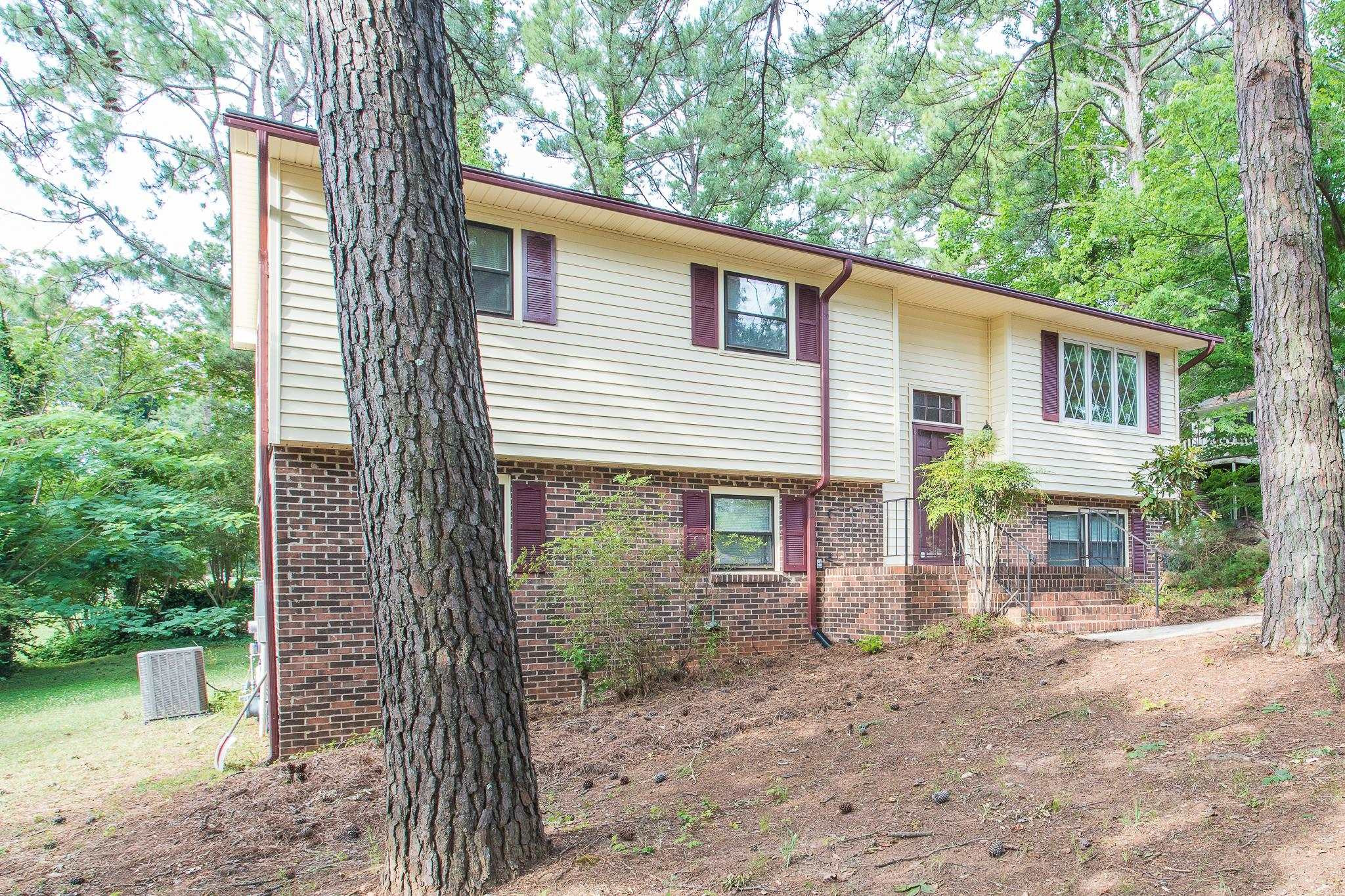 5319 Kaplan Drive Raleigh, NC 27606 - Photo 2 of 27 Photo 2