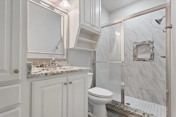 $1,375 | 716 South Main Street, Unit 718, McGregor, TX 76657