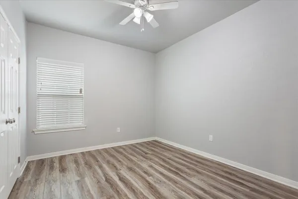$1,375 | 716 South Main Street, Unit 718, McGregor, TX 76657