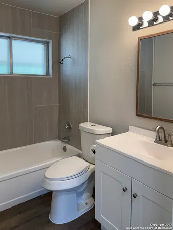 $249,500 | 106 Woodview Drive, Live Oak, TX 78233