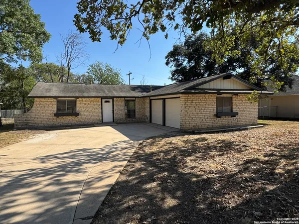 $249,500 | 106 Woodview Drive, Live Oak, TX 78233