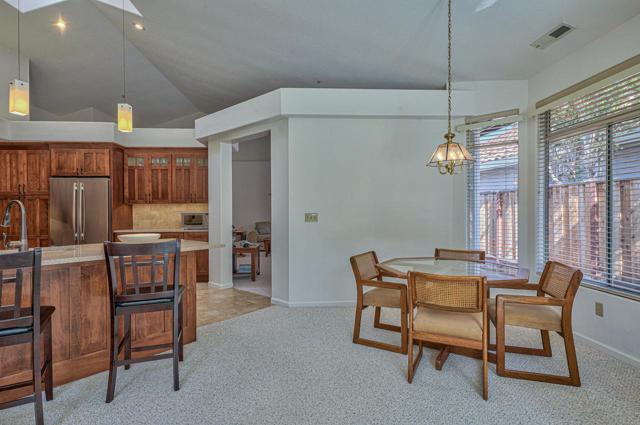 17644 River Run Road Salinas, CA 93908 - Photo 18 of 41 a dining room with furniture and window