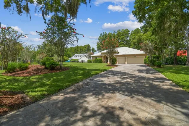 $899,000 | 17906 Loretta Lane, Lutz, FL 33548