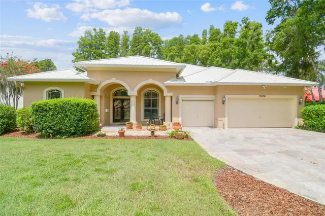 $899,000 | 17906 Loretta Lane, Lutz, FL 33548