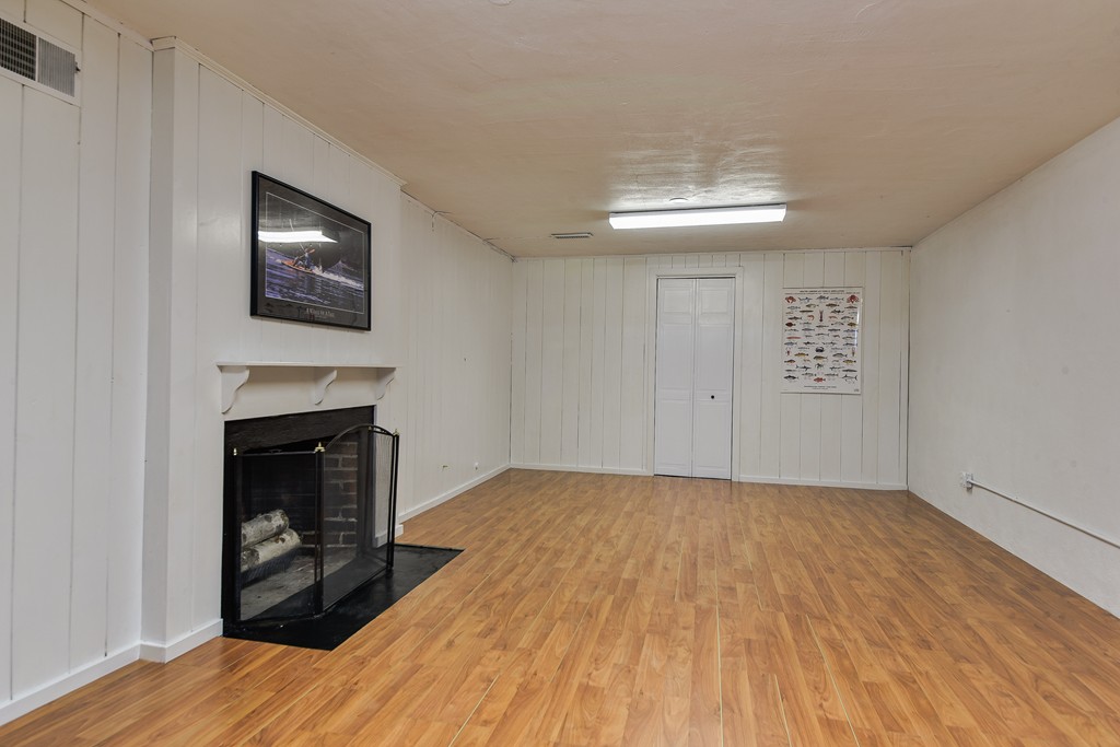2 Dudley Road Wellesley, MA 02481 - Photo 27 of 28