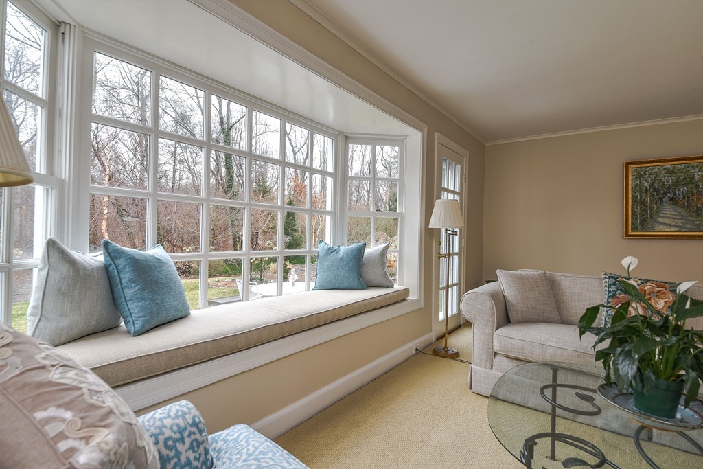 2 Dudley Road Wellesley, MA 02481 - Photo 6 of 28