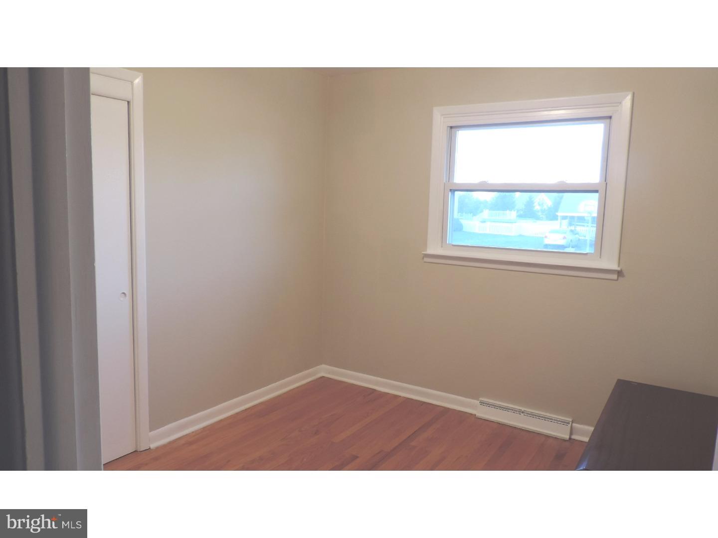 1336 Cloverly Road Warminster, PA 18974 - Photo 13 of 15 Bedroom 4