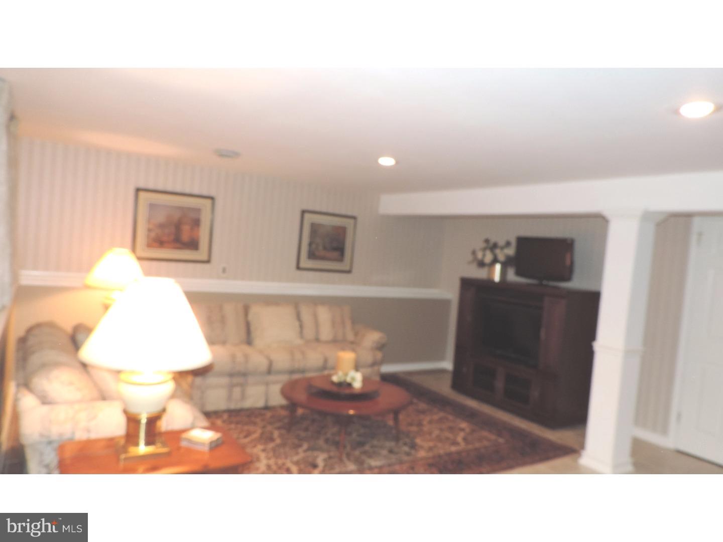 1336 Cloverly Road Warminster, PA 18974 - Photo 3 of 15 Gallery Image 3