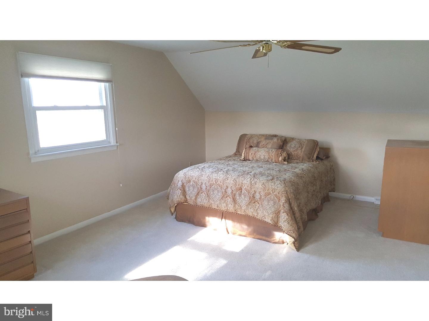 1336 Cloverly Road Warminster, PA 18974 - Photo 9 of 15 Bedroom - Main