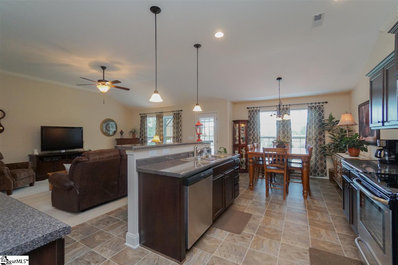403 East Story Bush Lane Inman, SC 29349 - Photo 12 of 30