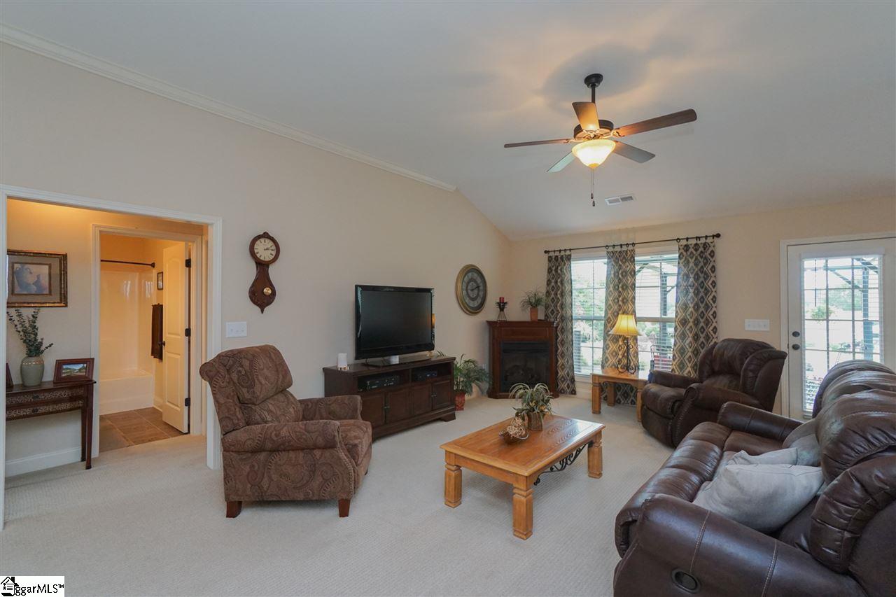 403 East Story Bush Lane Inman, SC 29349 - Photo 7 of 30
