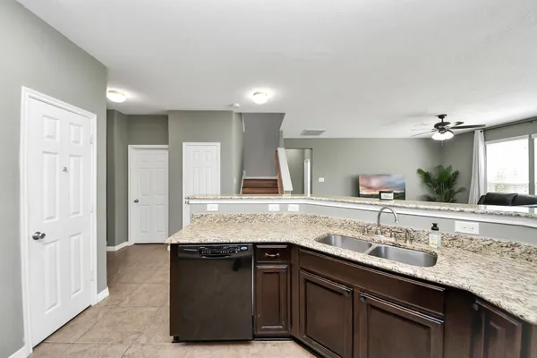 $2,400 | 1601 Bel Riposo Lane, League City, TX 77573