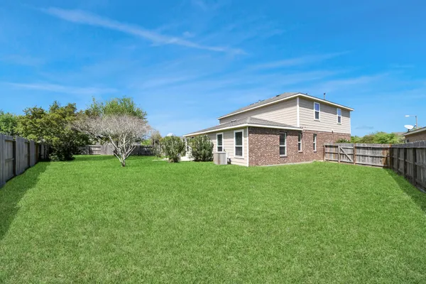 $2,400 | 1601 Bel Riposo Lane, League City, TX 77573