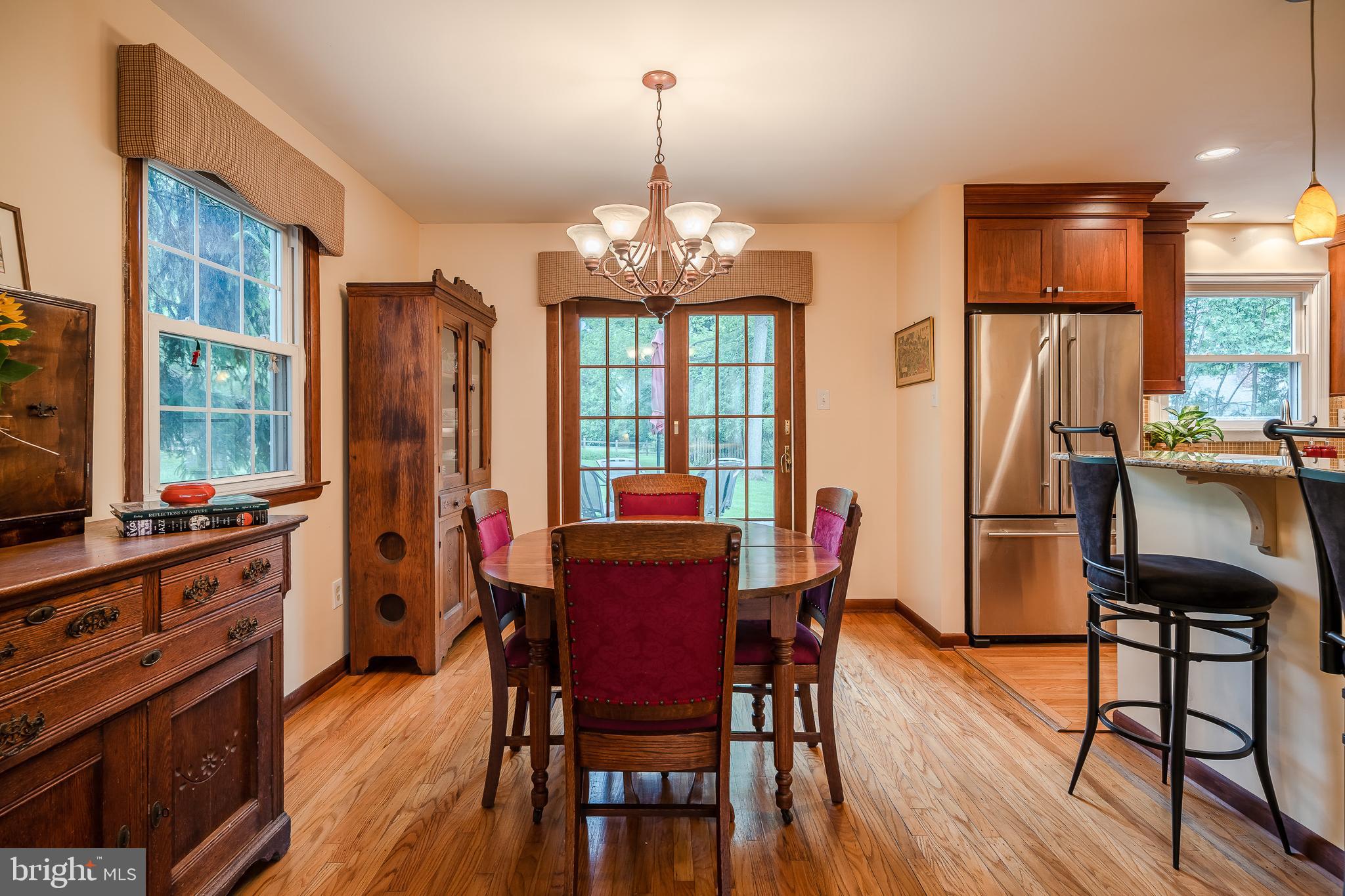 2 Birch Road Malvern, PA 19355 - Photo 8 of 31 Enjoy the Breakfast Bar