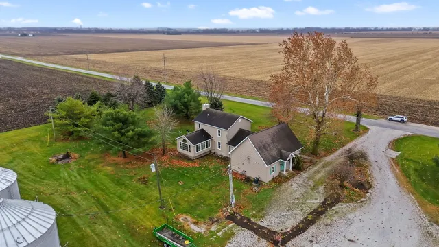 $375,000 | 1410 East Wood Road, Rensselaer, IN 47978