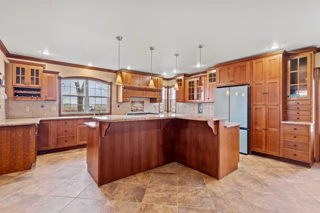 $375,000 | 1410 East Wood Road, Rensselaer, IN 47978