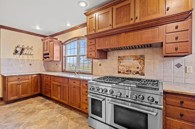 $375,000 | 1410 East Wood Road, Rensselaer, IN 47978