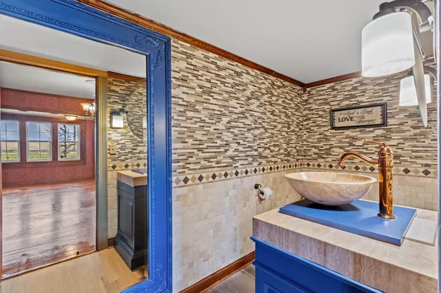 $375,000 | 1410 East Wood Road, Rensselaer, IN 47978