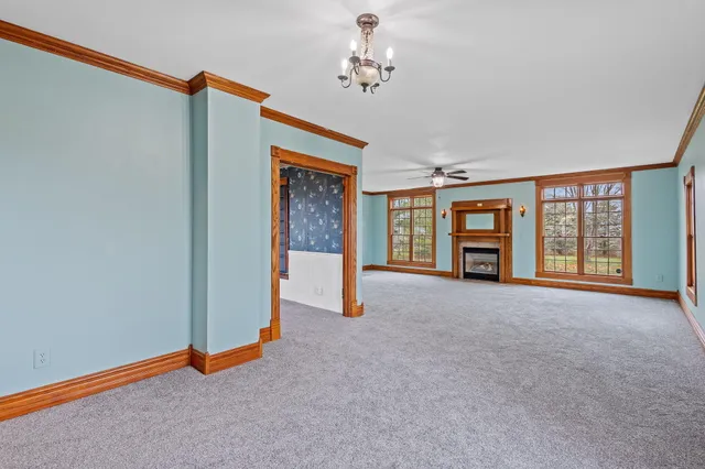 $375,000 | 1410 East Wood Road, Rensselaer, IN 47978