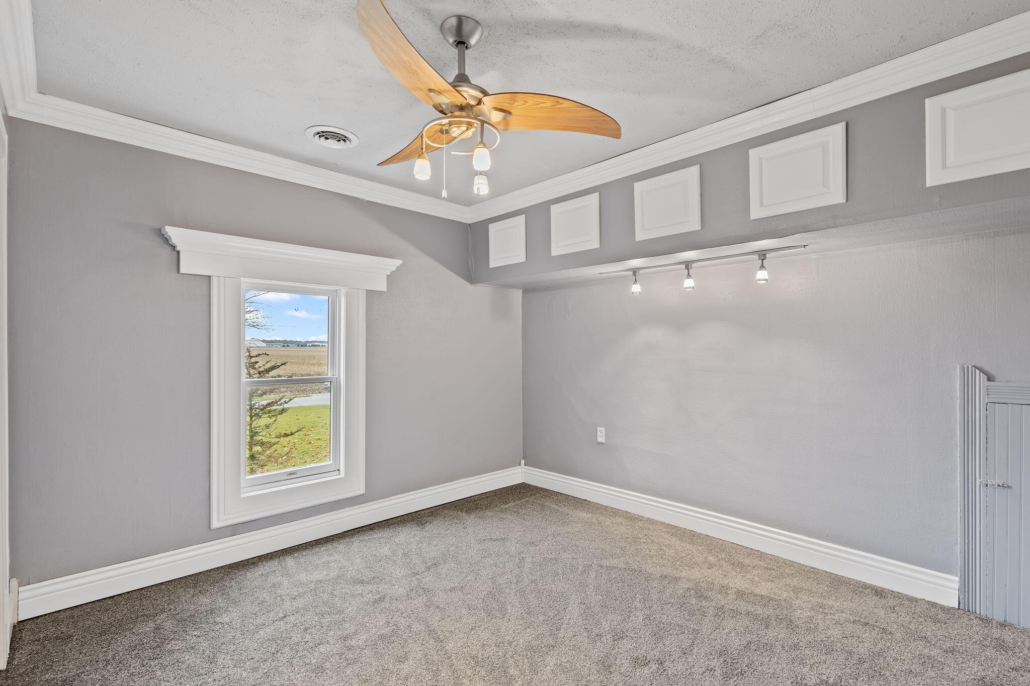 1410 East Wood Road Rensselaer, IN 47978 - Photo 40 of 48 2048x1365